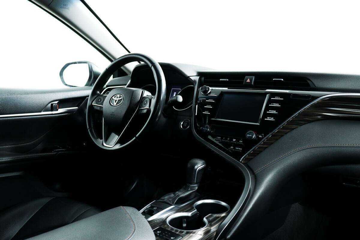Toyota Camry б/у, 2020, Автоматическая. Фото: #8