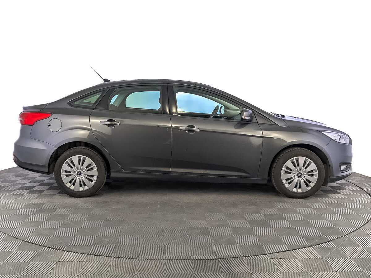 Ford Focus б/у, 2019, Механическая. Фото: #3