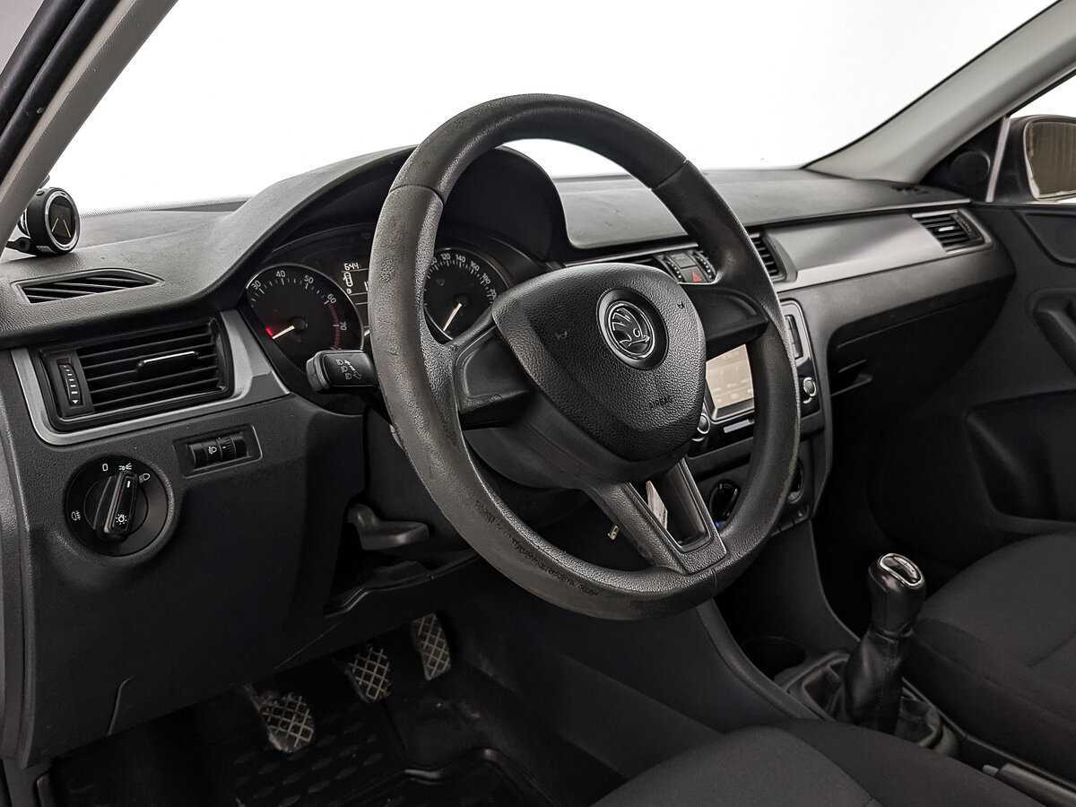 Skoda Rapid б/у, 2017, Механическая. Фото: #14