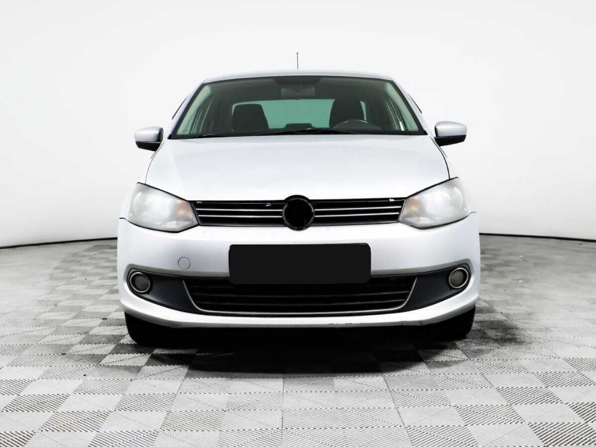 Volkswagen Polo б/у, 2012, Автоматическая. Фото: #1