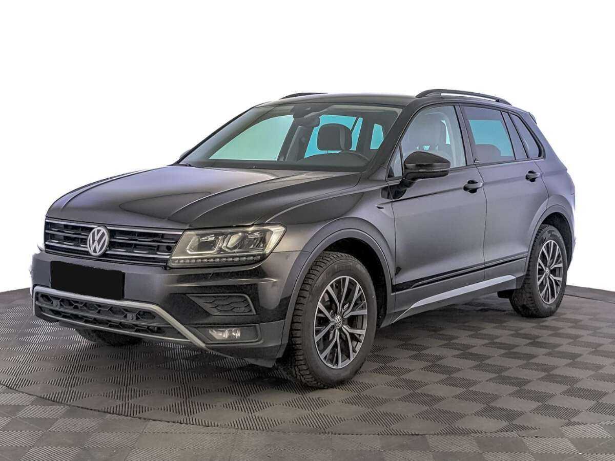 Volkswagen Tiguan б/у, 2019, Роботизированная. Посмотреть фото
