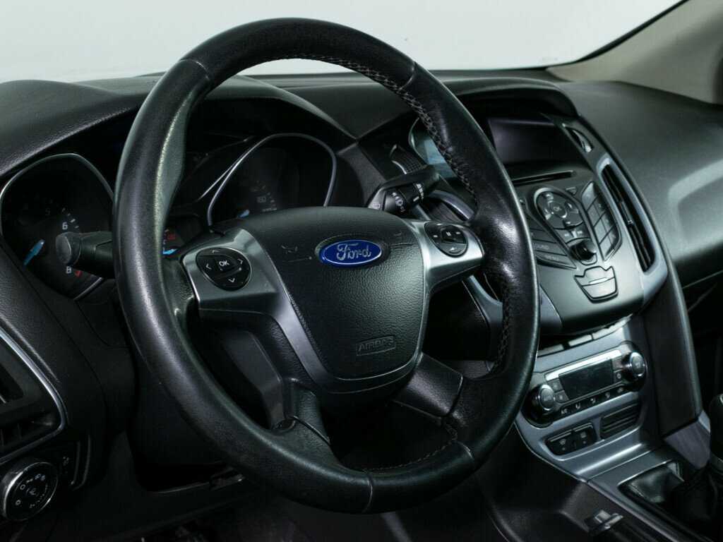 Ford Focus б/у, 2013, Механическая. Фото: #11