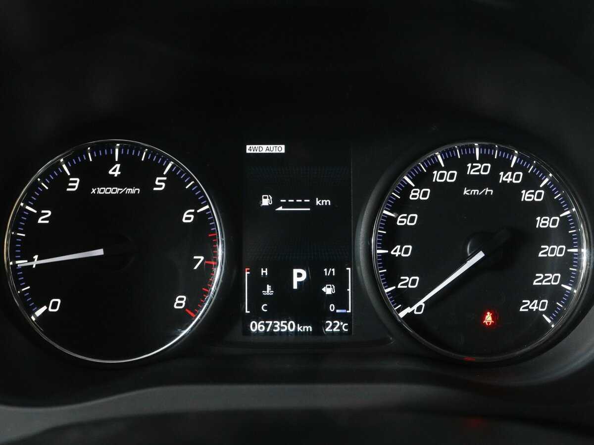 Mitsubishi Outlander б/у, 2014, Автоматическая. Фото: #4