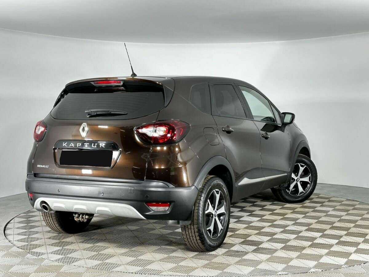 Renault Kaptur б/у, 2017, Механическая. Фото: #1