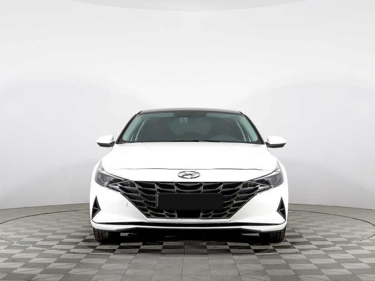 Hyundai Elantra б/у, 2021, Автоматическая. Фото: #1