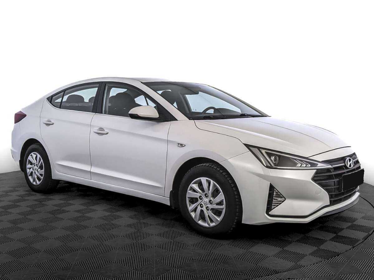Hyundai Elantra б/у, 2020, Автоматическая. Фото: #2