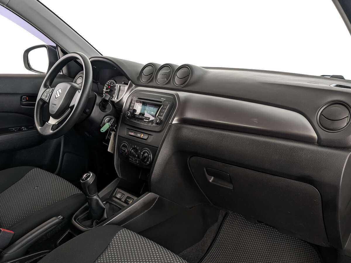 Suzuki Vitara б/у, 2019, Механическая. Фото: #12