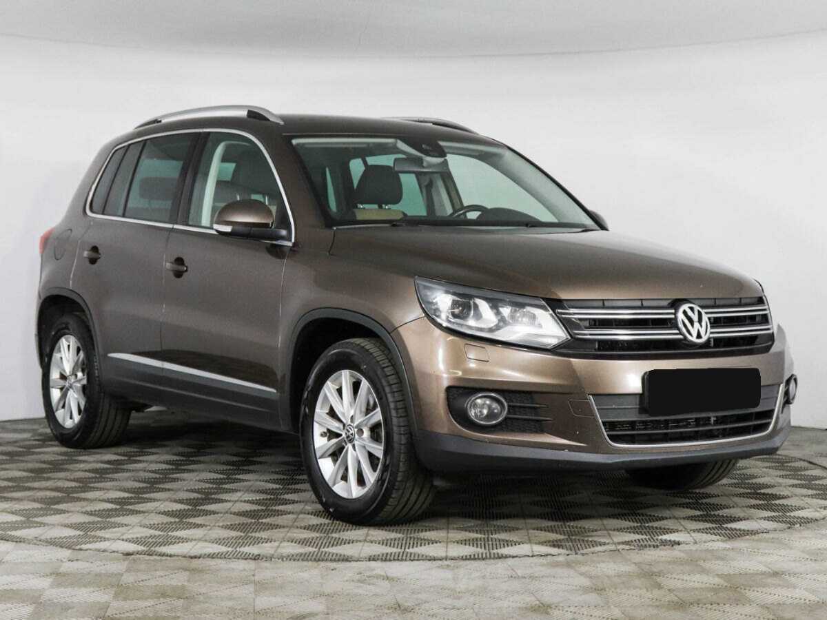 Volkswagen Tiguan б/у, 2014, Роботизированная. Фото: #2