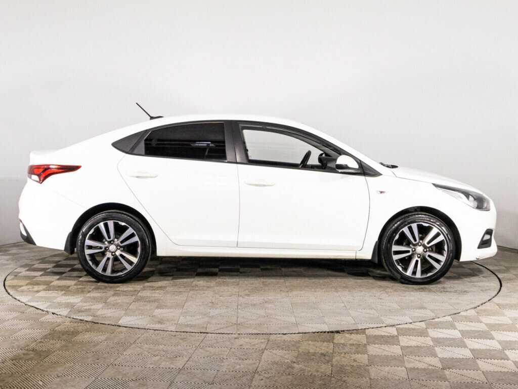 Hyundai Solaris б/у, 2017, Механическая. Фото: #3