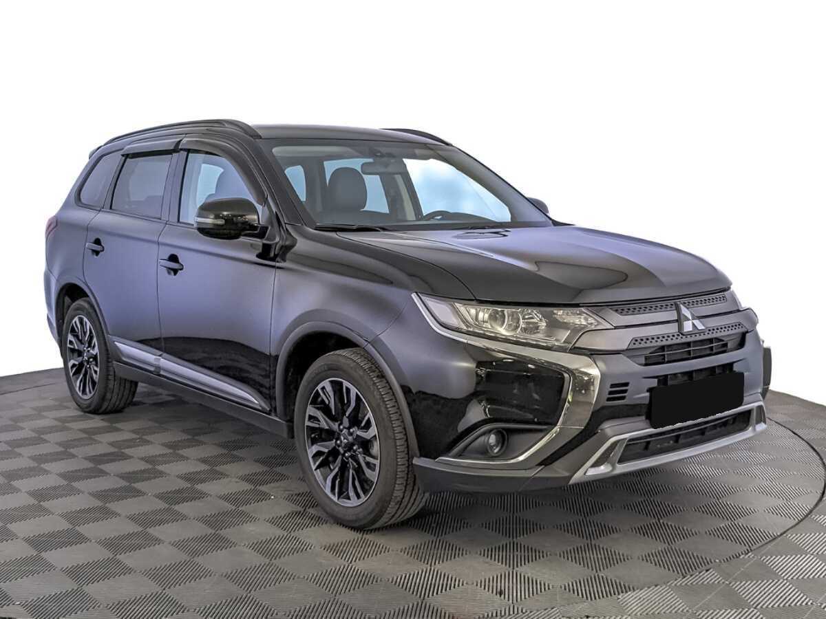Mitsubishi Outlander б/у, 2022, Вариатор. Фото: #2