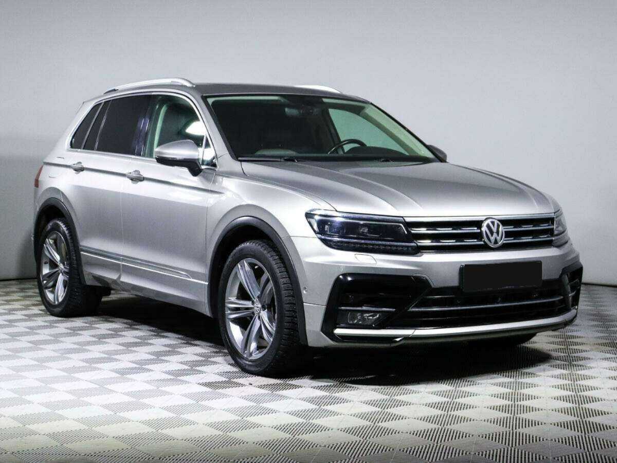 Volkswagen Tiguan б/у, 2018, Роботизированная. Фото: #2