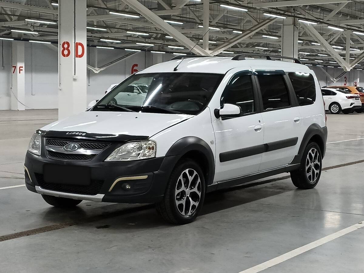 Lada (ВАЗ) Largus б/у, 2017, Механическая. Фото: #0