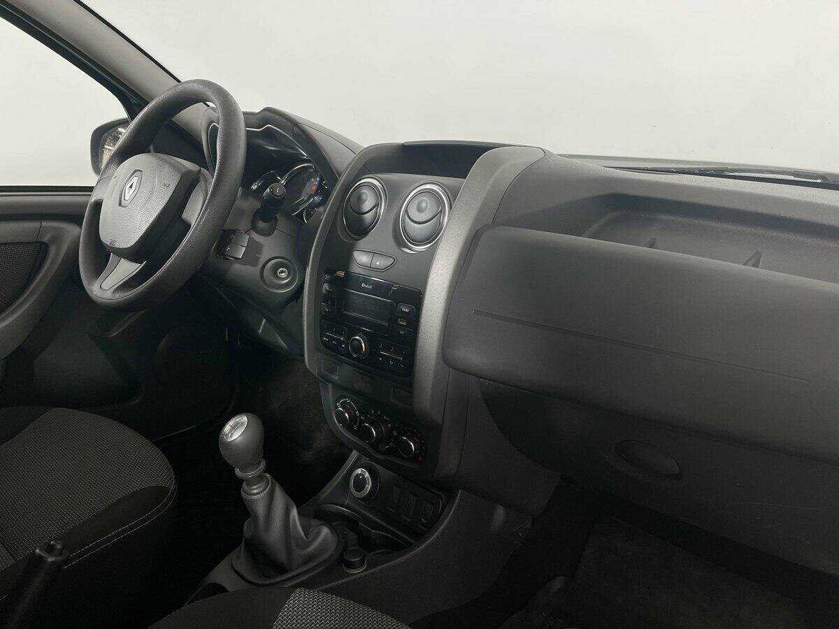 Renault Duster б/у, 2017, Механическая. Фото: #8