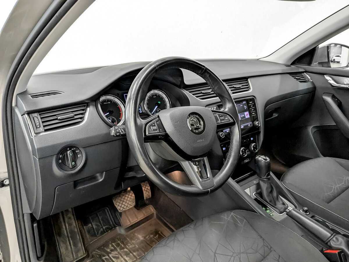 Skoda Octavia б/у, 2020, Автоматическая. Фото: #15