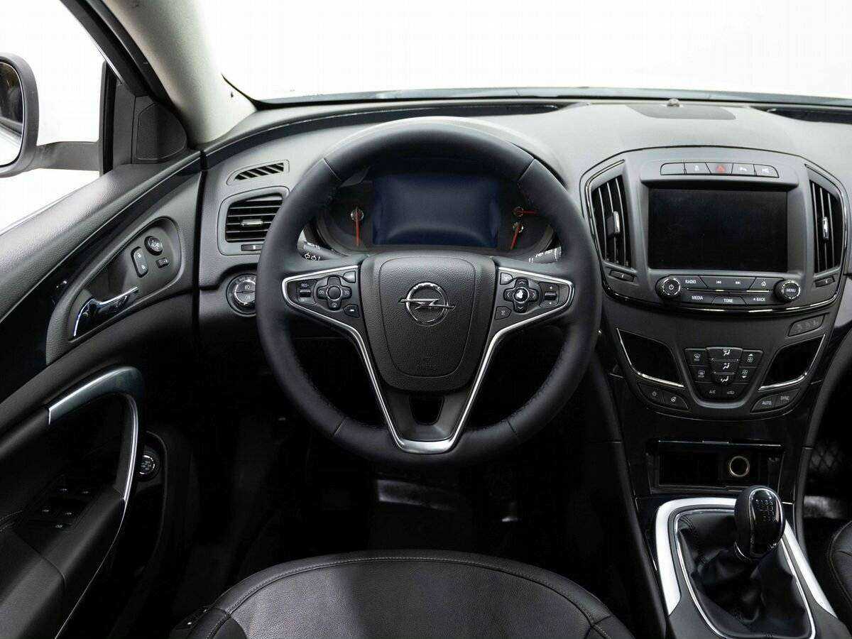 Opel Insignia б/у, 2013, Механическая. Фото: #17