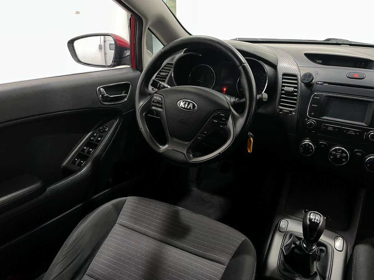 Kia Cerato б/у, 2013, Механическая. Фото: #4