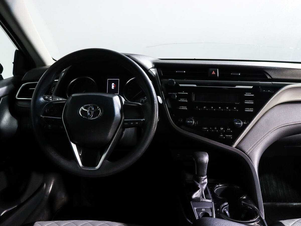 Toyota Camry б/у, 2021, Автоматическая. Фото: #9