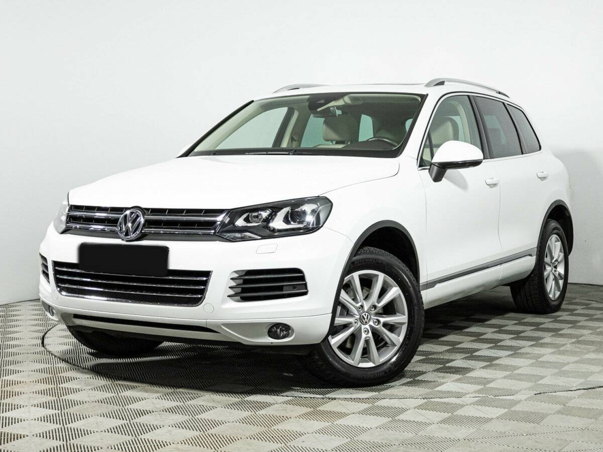 Volkswagen Touareg б/у, 2013, Автоматическая. Фото: #0