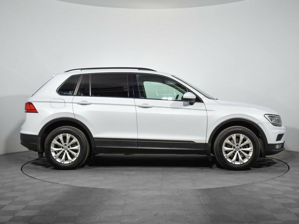 Volkswagen Tiguan б/у, 2019, Роботизированная. Фото: #3
