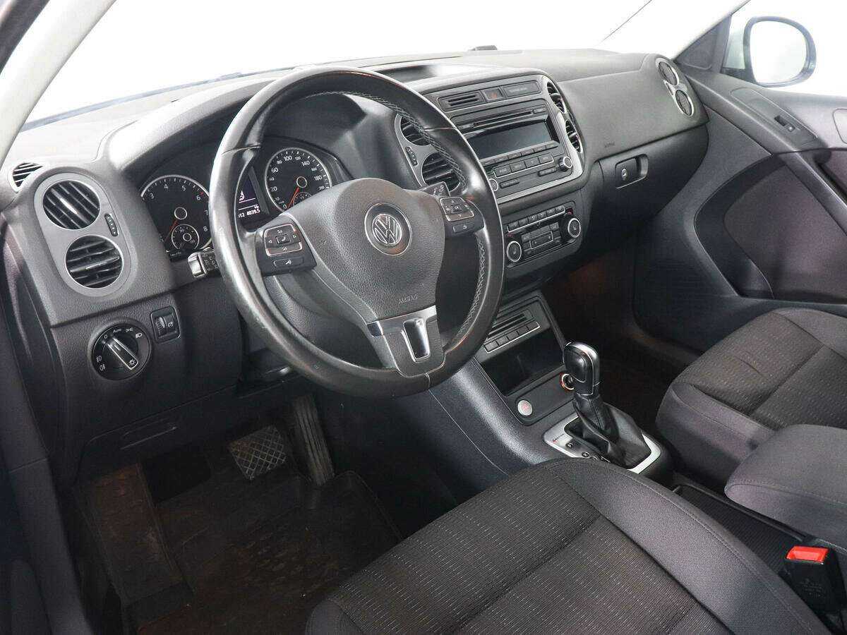 Volkswagen Tiguan б/у, 2012, Автоматическая. Фото: #8