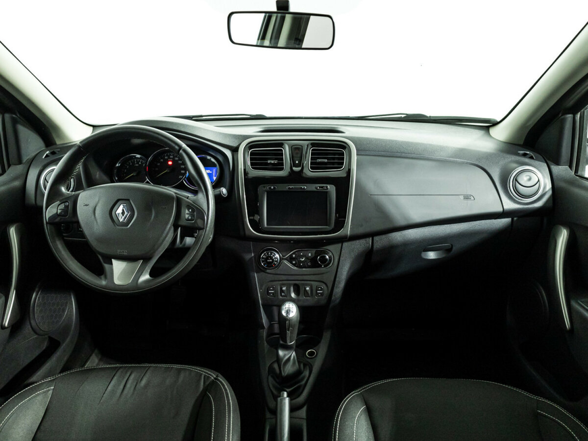 Renault Logan б/у, 2014, Механическая. Фото: #11