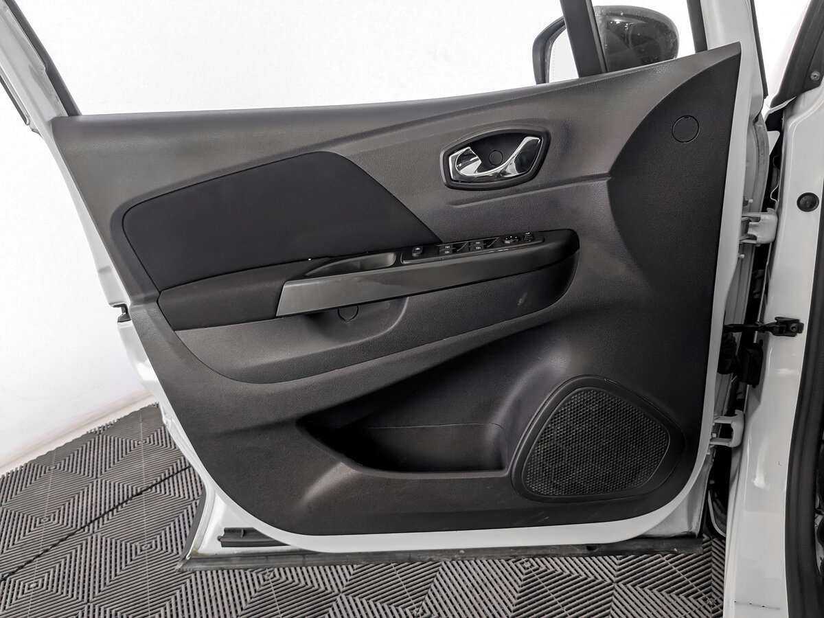 Renault Kaptur б/у, 2019, Вариатор. Фото: #15