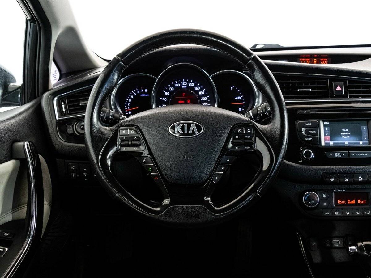 Kia Ceed б/у, 2015, Роботизированная. Фото: #11