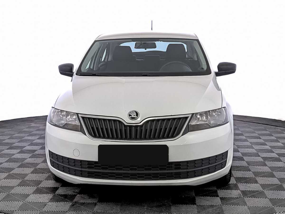 Skoda Rapid б/у, 2017, Механическая. Фото: #1