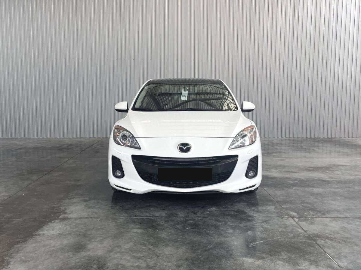 Mazda 3 б/у, 2012, Автоматическая. Фото: #1
