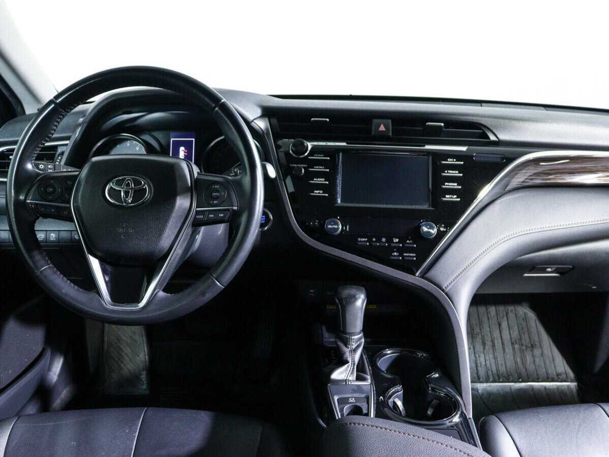 Toyota Camry б/у, 2020, Автоматическая. Фото: #11