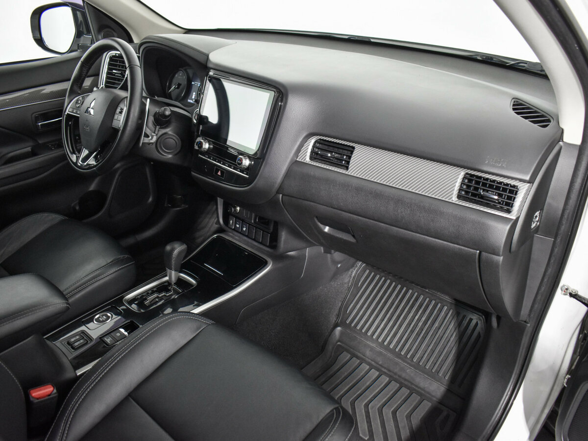 Mitsubishi Outlander б/у, 2020, Вариатор. Фото: #11
