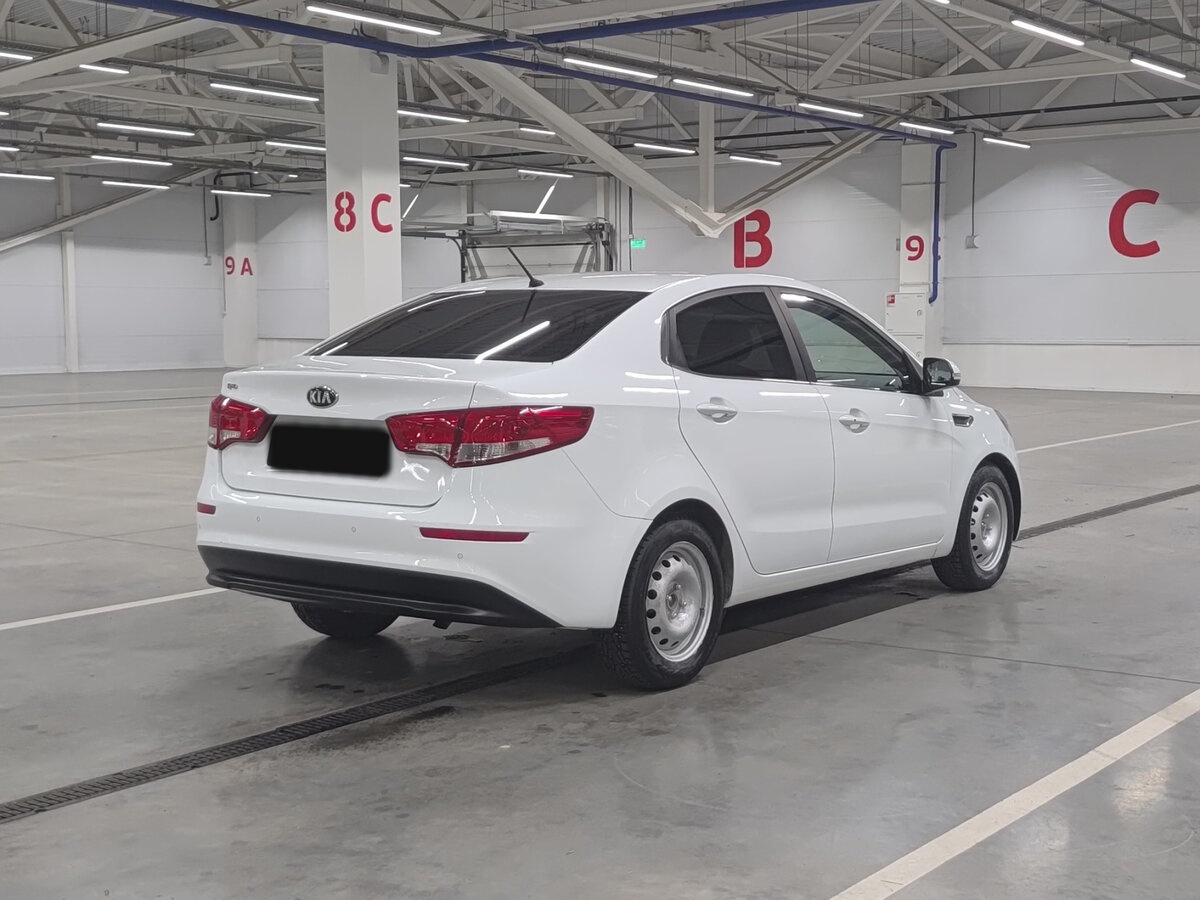 Kia Rio б/у, 2016, Автоматическая. Фото: #4