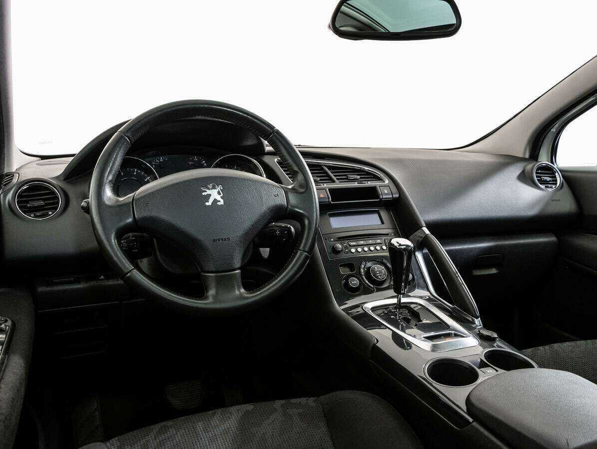 Peugeot 3008 б/у, 2012, Автоматическая. Фото: #10