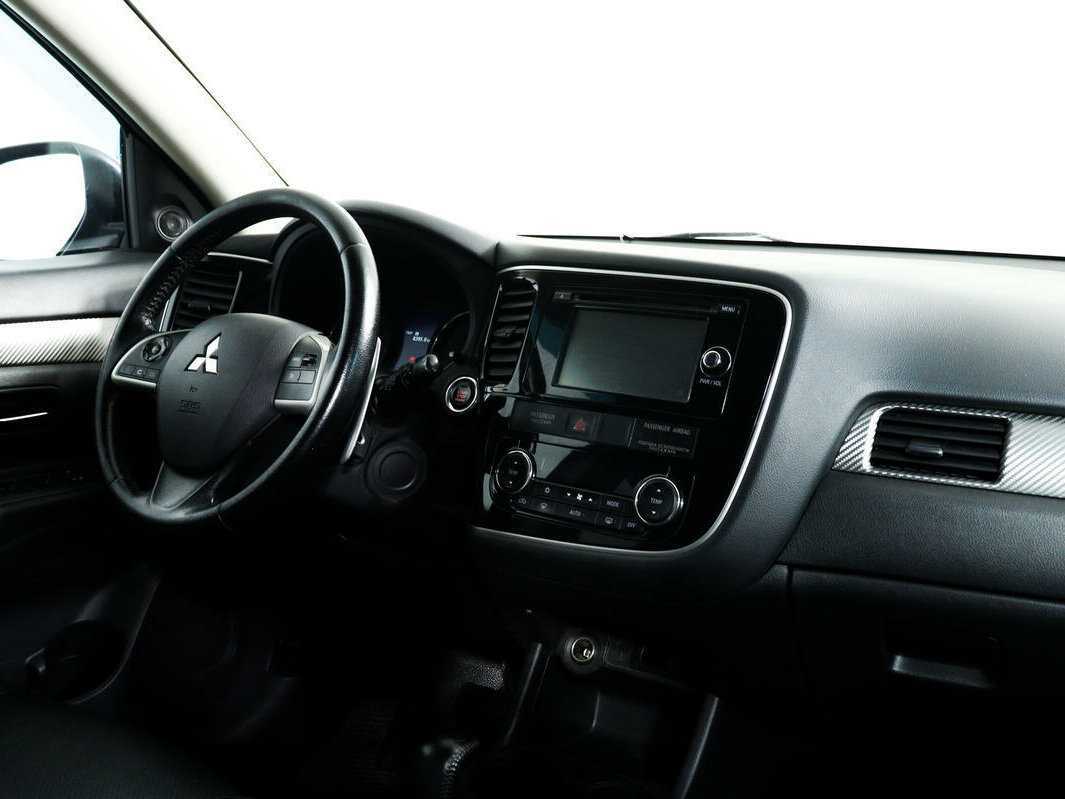 Mitsubishi Outlander б/у, 2013, Вариатор. Фото: #8