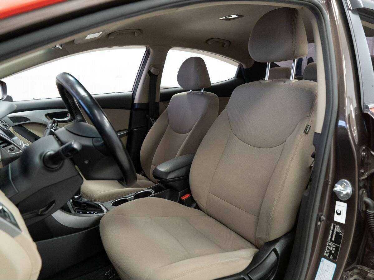 Hyundai Elantra б/у, 2014, Автоматическая. Фото: #5