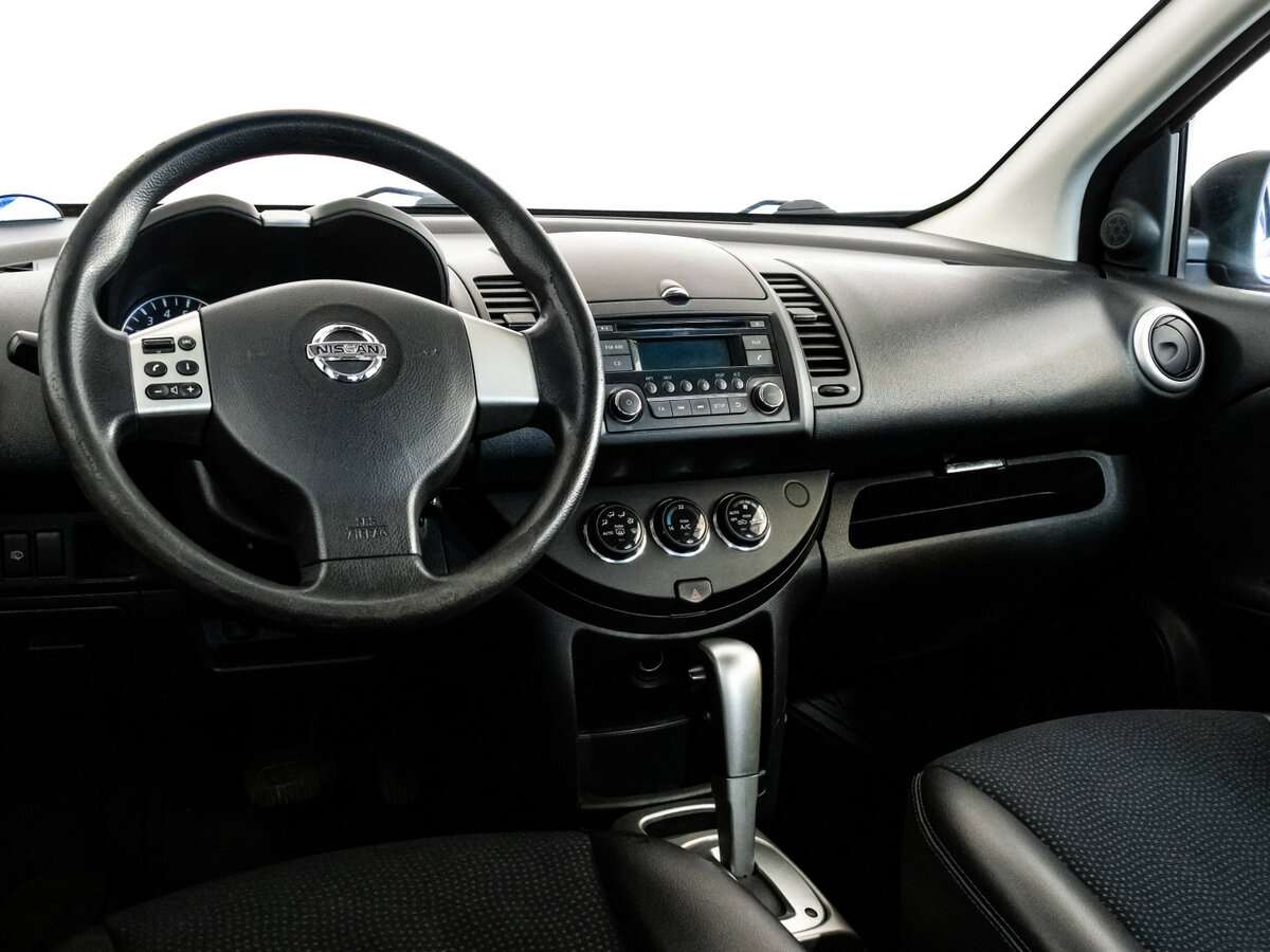 Nissan Note б/у, 2013, Автоматическая. Фото: #8