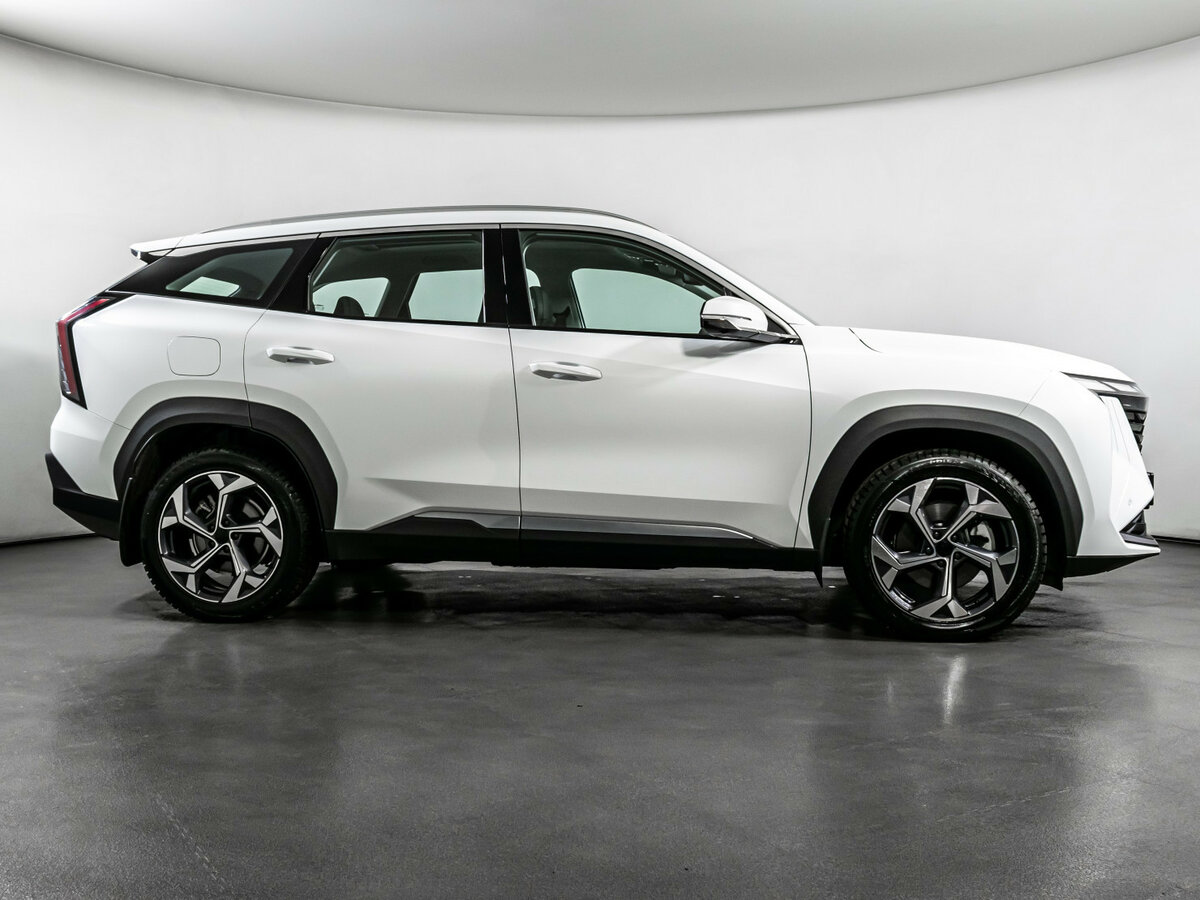 Geely Atlas б/у, 2024, Автоматическая. Фото: #3