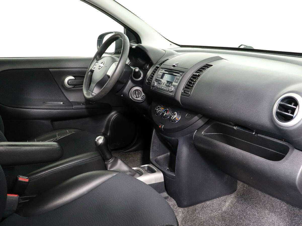 Nissan Note б/у, 2012, Механическая. Фото: #6