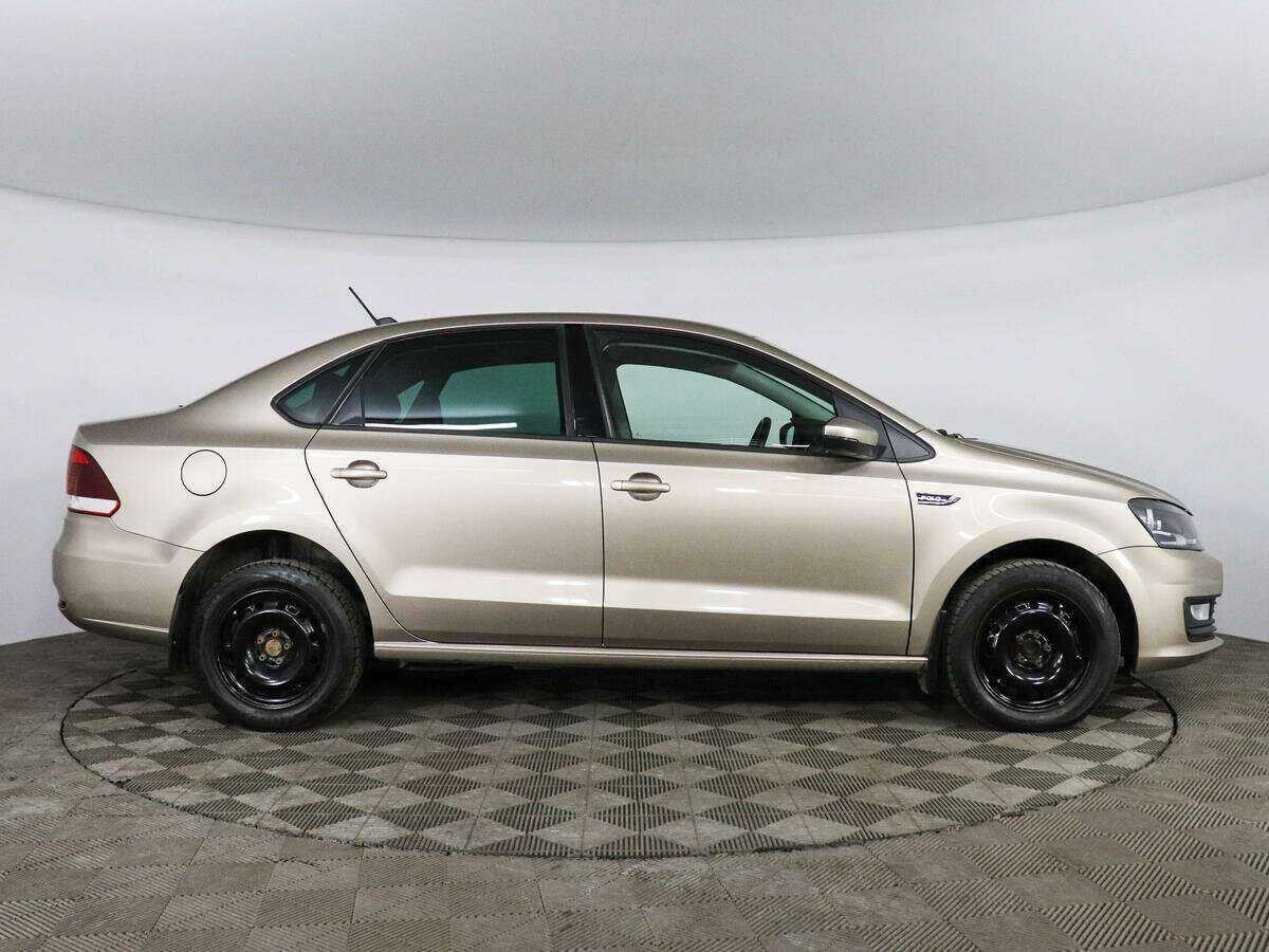 Volkswagen Polo б/у, 2018, Механическая. Фото: #3