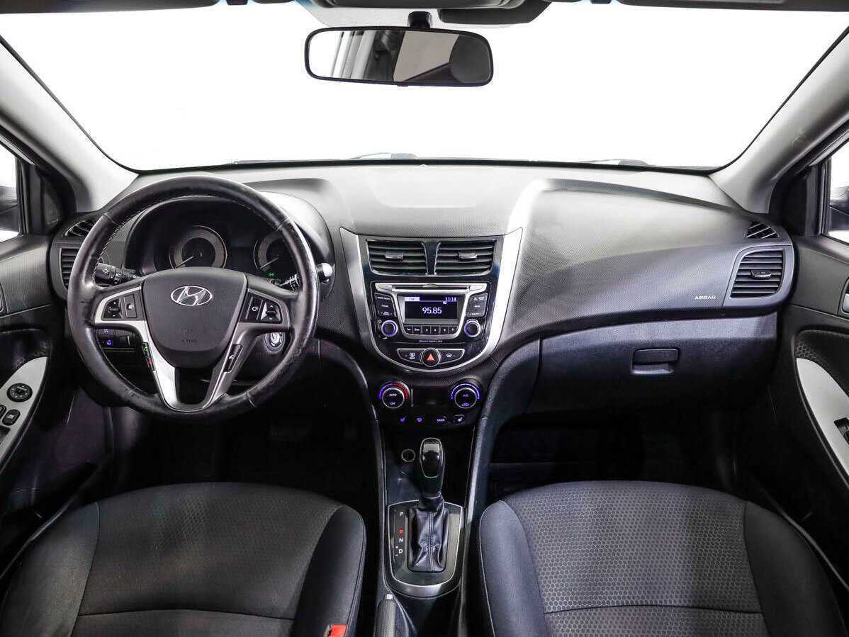 Hyundai Solaris б/у, 2015, Автоматическая. Фото: #8