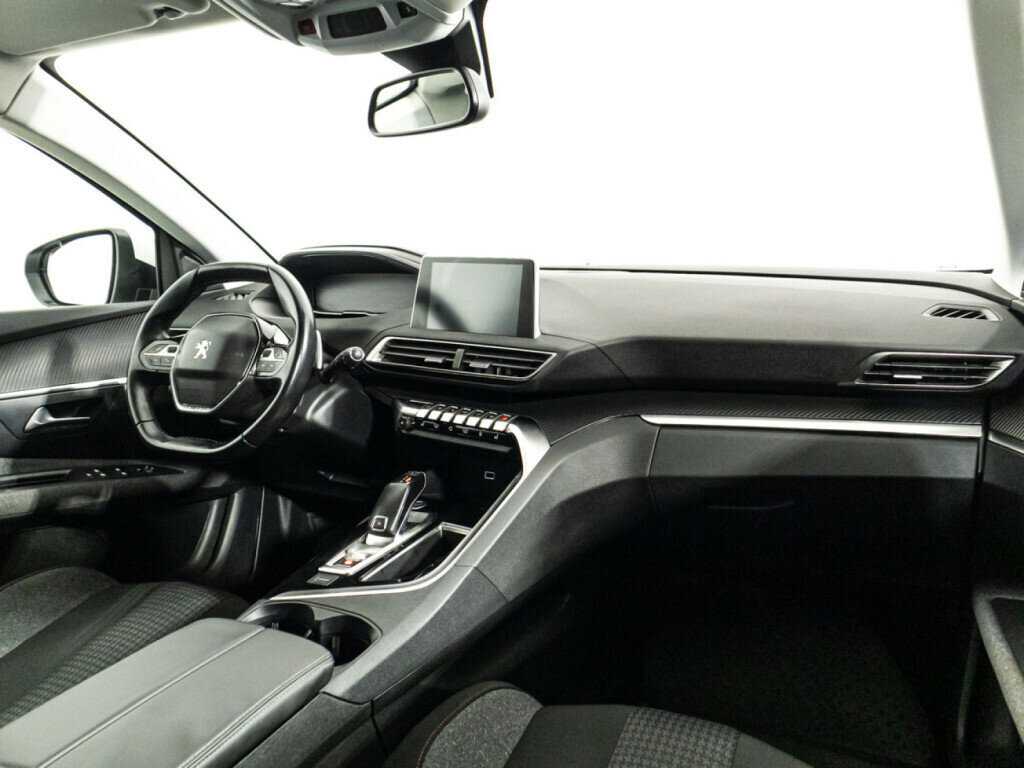 Peugeot 3008 б/у, 2017, Автоматическая. Фото: #8