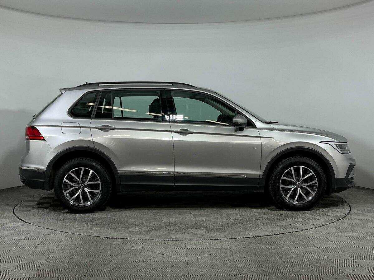 Volkswagen Tiguan б/у, 2021, Роботизированная. Фото: #3