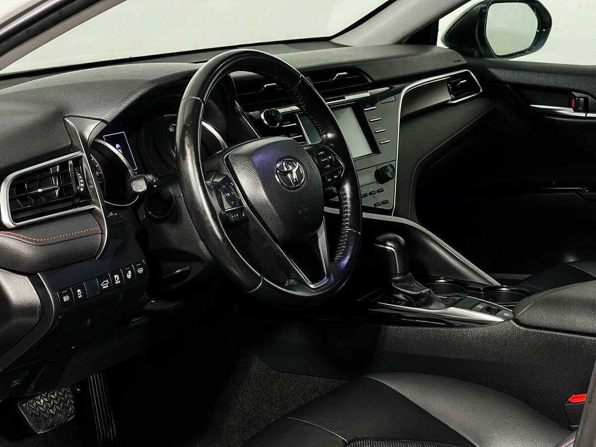 Toyota Camry б/у, 2020, Автоматическая. Фото: #12