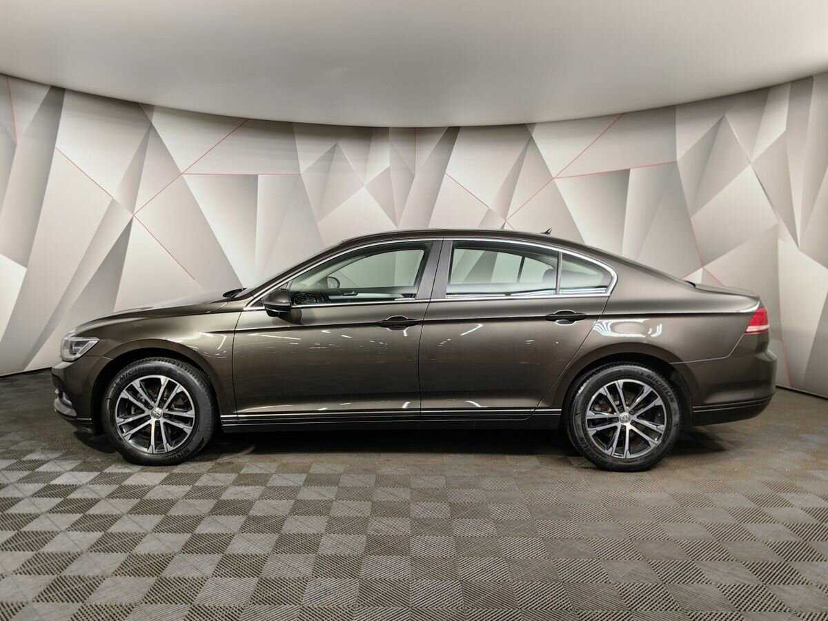 Volkswagen Passat б/у, 2017, Роботизированная. Фото: #4