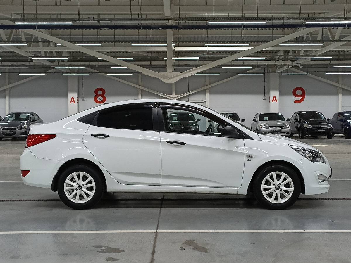 Hyundai Solaris б/у, 2015, Механическая. Фото: #3