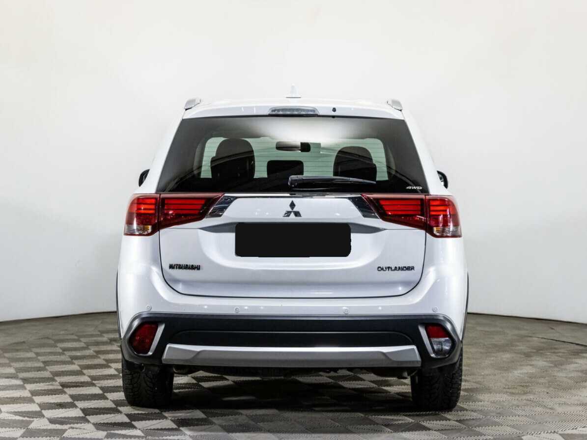 Mitsubishi Outlander б/у, 2018, Вариатор. Фото: #4