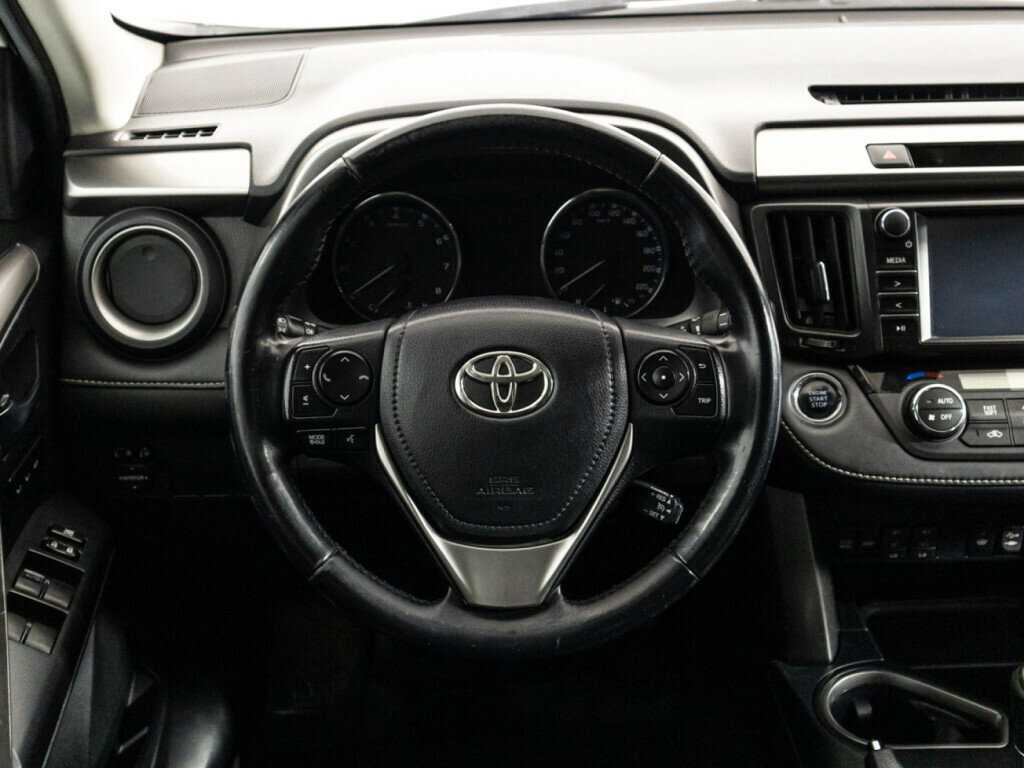 Toyota RAV4 б/у, 2017, Автоматическая. Фото: #22