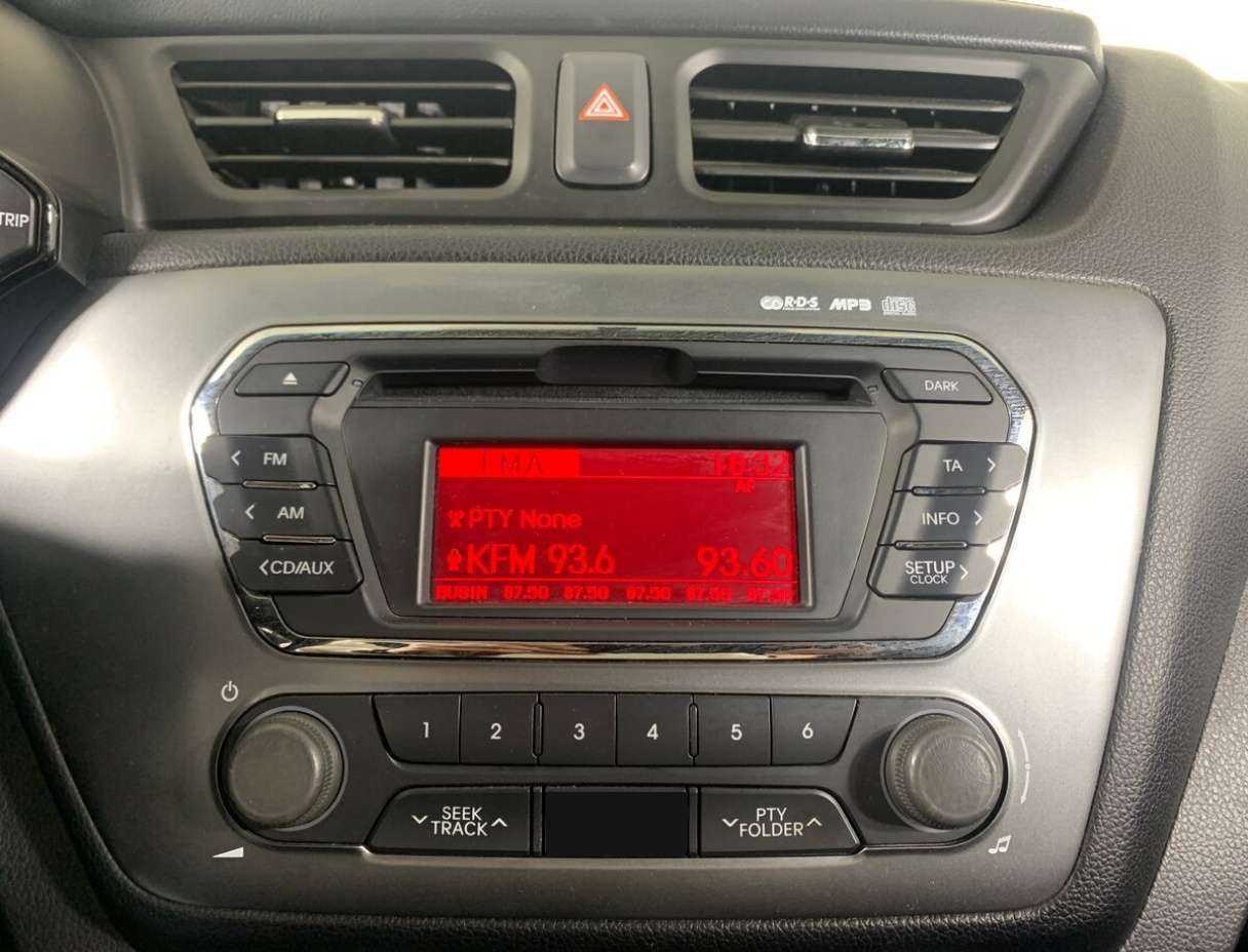 Kia Rio б/у, 2012, Механическая. Фото: #11