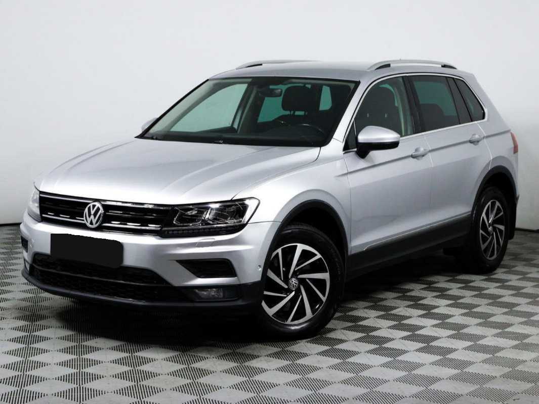 Volkswagen Tiguan б/у, 2018, Роботизированная. Посмотреть фото