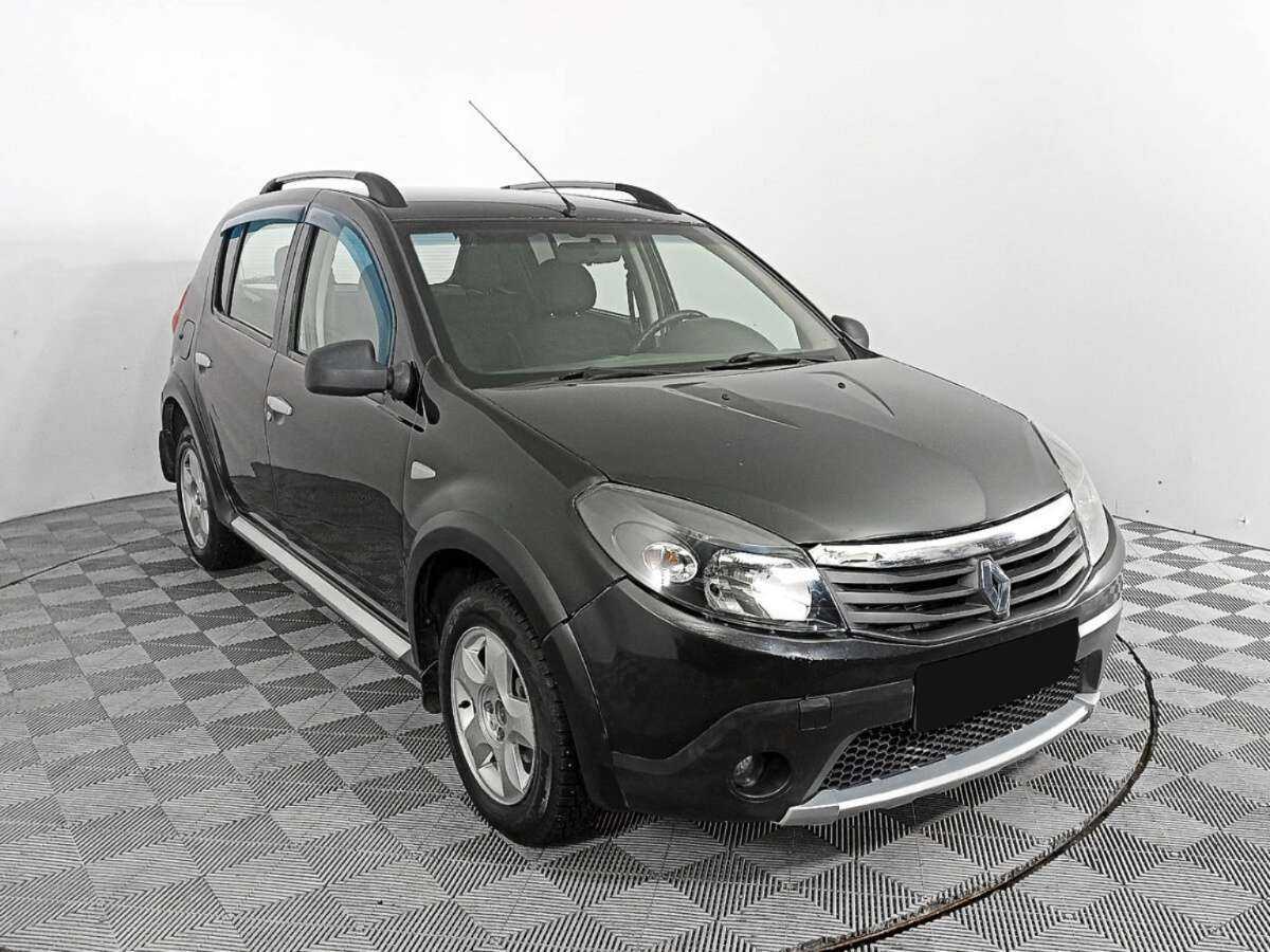 Renault Sandero б/у, 2013, Механическая. Фото: #2